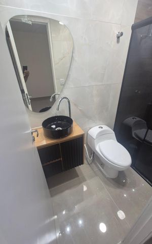 Casa à venda com 131m², 2 quartos e 2 vagas