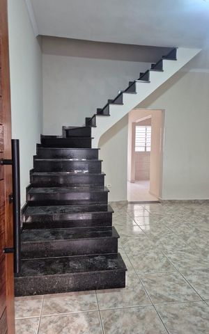 Casa à venda com 131m², 2 quartos e 2 vagas