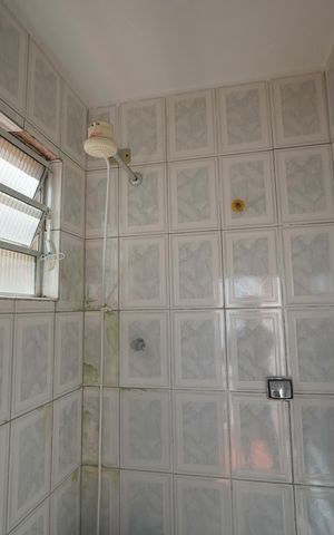 Casa para alugar com 120m², 2 quartos e 2 vagasBanheiro de serviço