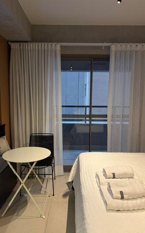 Studio à venda com 32m², 1 quarto e sem vaga Studio à venda com 32m², 1 quarto e sem vagaSala/Quarto