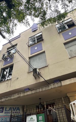 Apartamento à venda com 188m², 4 quartos e 2 vagas Apartamento à venda com 188m², 4 quartos e 2 vagasFachada