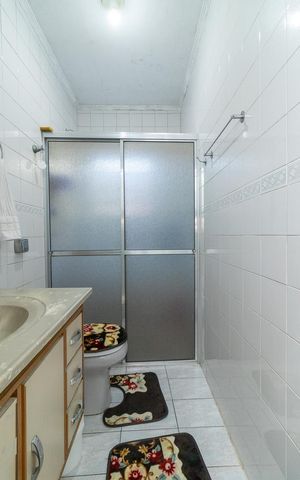 Casa à venda com 125m², 5 quartos e 1 vaga Casa à venda com 125m², 5 quartos e 1 vagaBanheiro