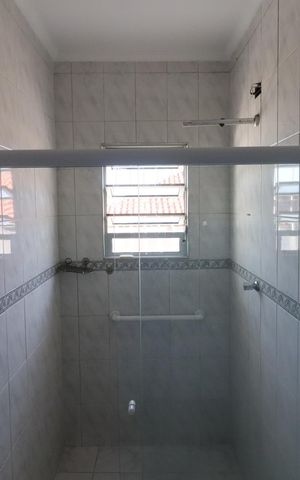 Casa à venda com 280m², 3 quartos e 3 vagasBanheiro da Suíte 2