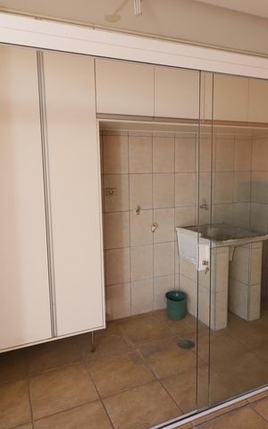 Casa à venda com 280m², 3 quartos e 3 vagasÁrea de Serviço