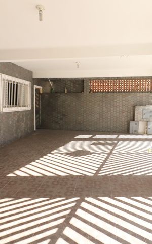 Casa à venda com 280m², 3 quartos e 3 vagasGaragem