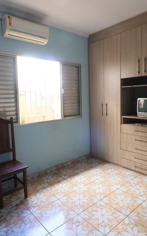 Casa à venda com 280m², 3 quartos e 3 vagasSuíte 1