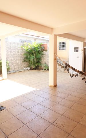 Casa à venda com 280m², 3 quartos e 3 vagasQuintal