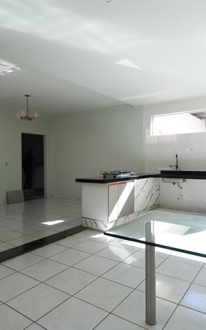 Casa para alugar com 330m², 4 quartos e 2 vagasCozinha