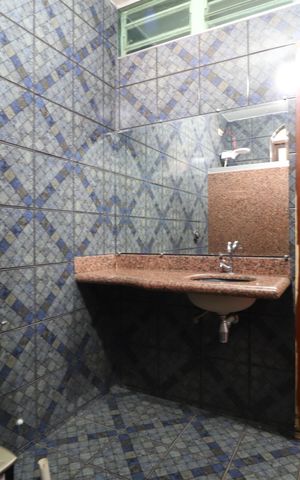 Casa para alugar com 330m², 4 quartos e 2 vagasBanheiro do Quarto 1