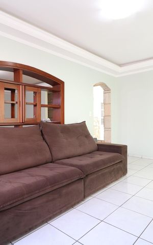 Casa para alugar com 330m², 4 quartos e 2 vagasSala 2