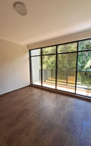 Casa de condomínio para alugar com 230m², 4 quartos e 2 vagas Casa de condomínio para alugar com 230m², 4 quartos e 2 vagasSala