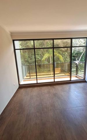 Casa de condomínio para alugar com 230m², 4 quartos e 2 vagas Casa de condomínio para alugar com 230m², 4 quartos e 2 vagasSala