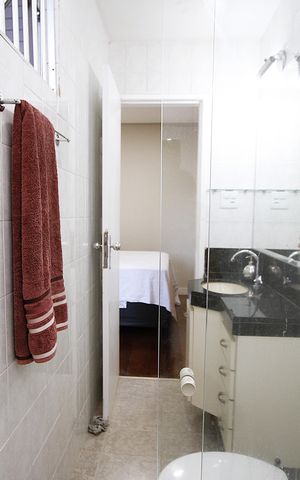 Apartamento à venda com 100m², 3 quartos e 2 vagasBanheiro da Suíte
