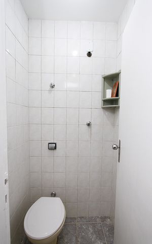 Apartamento à venda com 100m², 3 quartos e 2 vagasBanheiro de serviço