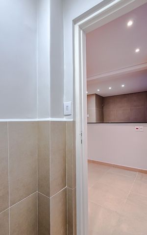 Apartamento à venda com 70m², 2 quartos e sem vaga Apartamento à venda com 70m², 2 quartos e sem vagaLavabo