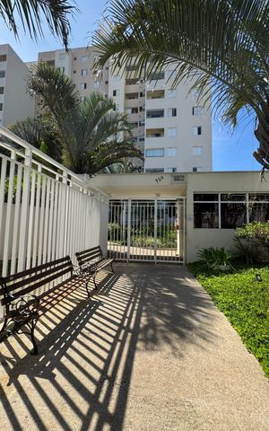 Apartamento à venda com 53m², 2 quartos e 1 vaga Apartamento à venda com 53m², 2 quartos e 1 vagaFachada