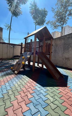 Apartamento à venda com 45m², 2 quartos e 1 vaga Apartamento à venda com 45m², 2 quartos e 1 vagaÁrea comum - Playground