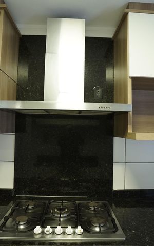 Casa de condomínio à venda com 129m², 3 quartos e 3 vagas