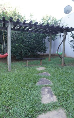 Casa de condomínio à venda com 129m², 3 quartos e 3 vagas