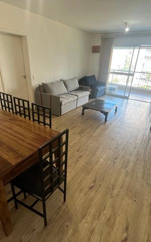 Apartamento à venda com 170m², 4 quartos e 3 vagas Apartamento à venda com 170m², 4 quartos e 3 vagasEntrada