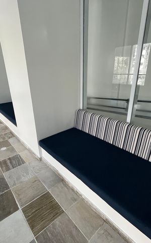 Apartamento à venda com 170m², 4 quartos e 3 vagas Apartamento à venda com 170m², 4 quartos e 3 vagasPiscina Coberta