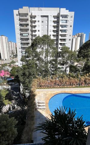 Apartamento à venda com 170m², 4 quartos e 3 vagas Apartamento à venda com 170m², 4 quartos e 3 vagasVista da Sacada
