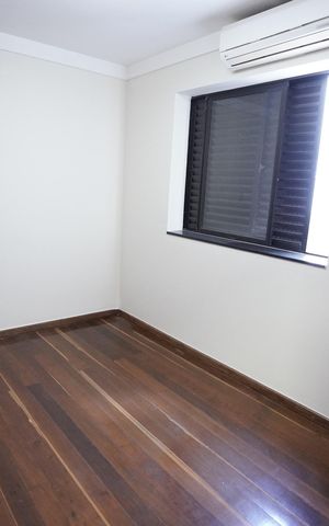 Apartamento para alugar com 120m², 3 quartos e 2 vagas