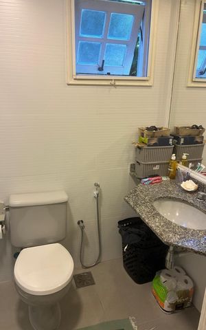 Casa de condomínio à venda com 175m², 4 quartos e 2 vagas