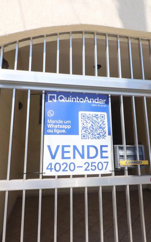 Casa à venda com 199m², 2 quartos e 2 vagasFachada