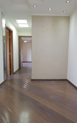 Apartamento à venda com 94m², 2 quartos e 2 vagasSala