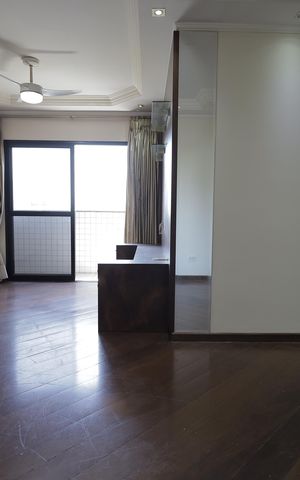 Apartamento à venda com 94m², 2 quartos e 2 vagasSala