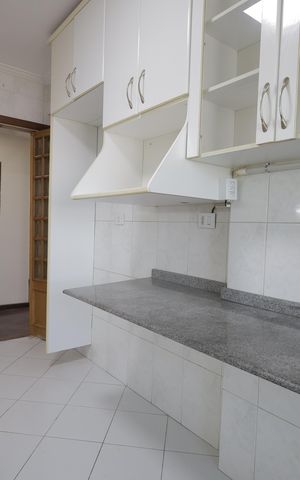 Apartamento à venda com 94m², 2 quartos e 2 vagasCozinha
