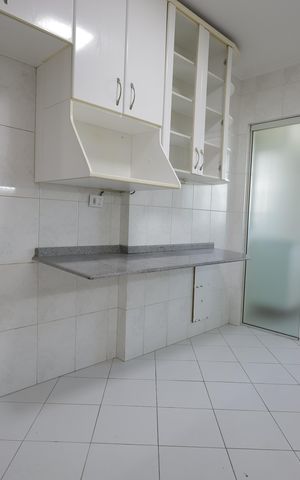 Apartamento à venda com 94m², 2 quartos e 2 vagasCozinha