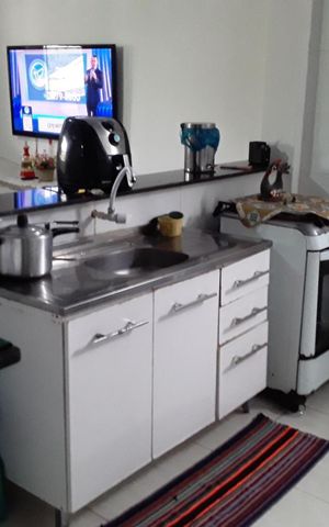 Casa para alugar com 80m², 1 quarto e sem vaga