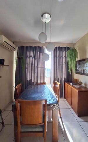 Apartamento à venda com 96m², 2 quartos e 1 vagaSala