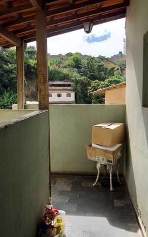 Casa à venda com 444m², 7 quartos e 5 vagas Casa à venda com 444m², 7 quartos e 5 vagasÁrea de Serviço