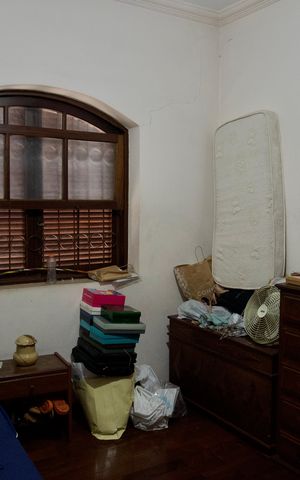 Casa à venda com 444m², 7 quartos e 5 vagas Casa à venda com 444m², 7 quartos e 5 vagasQuarto 3