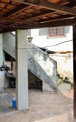 Casa à venda com 444m², 7 quartos e 5 vagas Casa à venda com 444m², 7 quartos e 5 vagasChurrasqueira