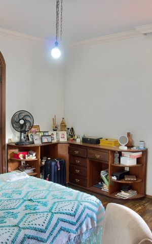 Casa à venda com 444m², 7 quartos e 5 vagas Casa à venda com 444m², 7 quartos e 5 vagasSuíte