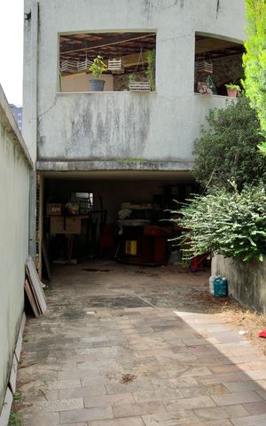Casa à venda com 444m², 7 quartos e 5 vagas Casa à venda com 444m², 7 quartos e 5 vagasVagas de Garagem