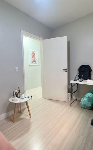 Casa à venda com 220m², 4 quartos e 5 vagas Casa à venda com 220m², 4 quartos e 5 vagasEscritório