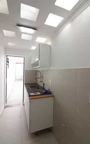 Casa à venda com 91m², 2 quartos e 2 vagasCozinha 