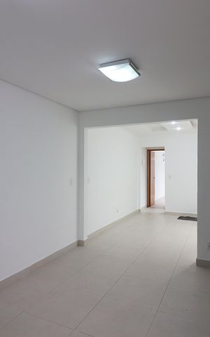 Casa à venda com 91m², 2 quartos e 2 vagasSala 