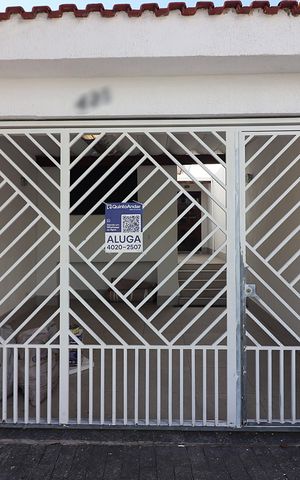 Casa à venda com 91m², 2 quartos e 2 vagasFachada