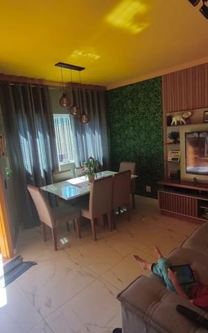 Casa à venda com 140m², 2 quartos e 1 vaga Casa à venda com 140m², 2 quartos e 1 vagaSala