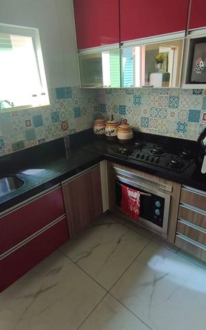 Casa à venda com 140m², 2 quartos e 1 vaga
