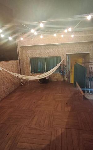 Casa à venda com 140m², 2 quartos e 1 vaga Casa à venda com 140m², 2 quartos e 1 vagaÁrea externa