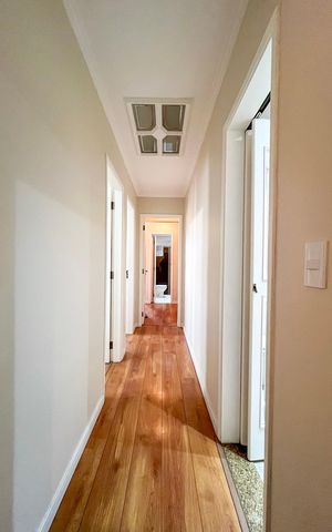 Apartamento à venda com 82m², 3 quartos e 2 vagas Apartamento à venda com 82m², 3 quartos e 2 vagasCorredor