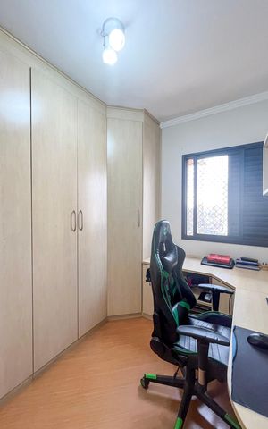 Apartamento à venda com 82m², 3 quartos e 2 vagas Apartamento à venda com 82m², 3 quartos e 2 vagasQuarto 3