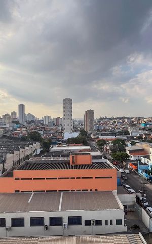 Apartamento à venda com 82m², 3 quartos e 2 vagas Apartamento à venda com 82m², 3 quartos e 2 vagasVista da Sacada